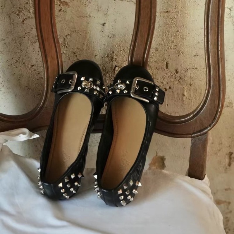 Bolt Round-head Single Shoe Wo - огляд і ціна Women Shoes Loafers